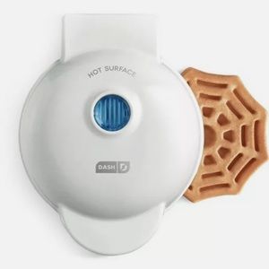 Dash Spider Web Mini Waffle Maker White 4" Cooking Surface Non-Stick